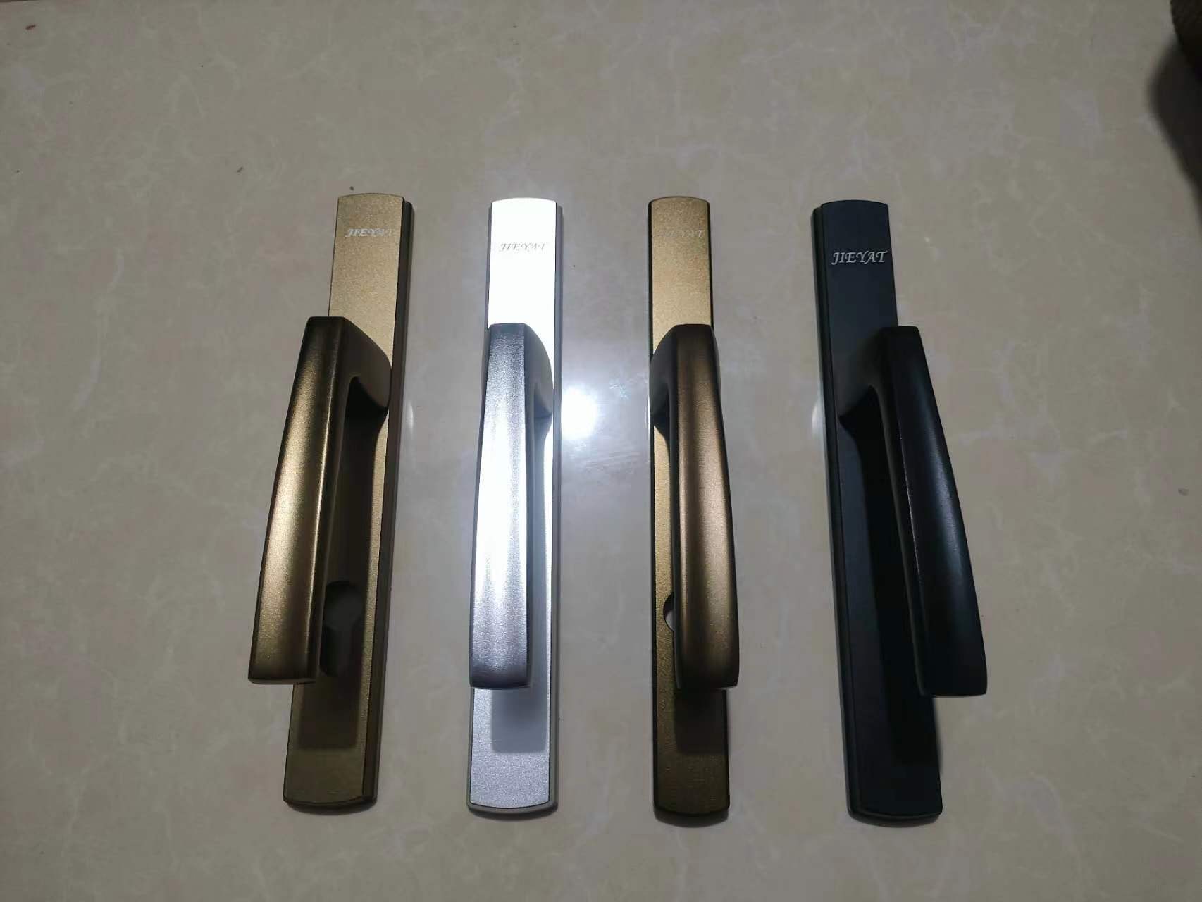 4531672133868_.pic.jpg
